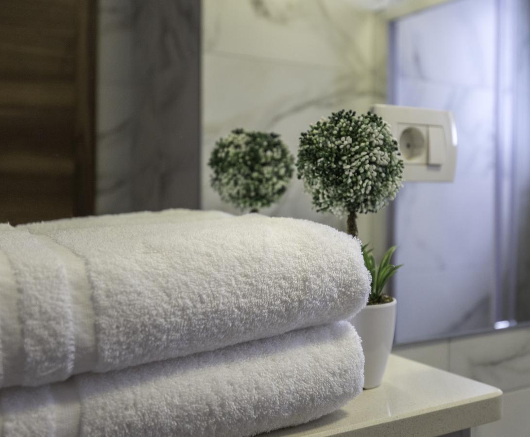 Lux Apartments Petar Baška Voda Dış mekan fotoğraf